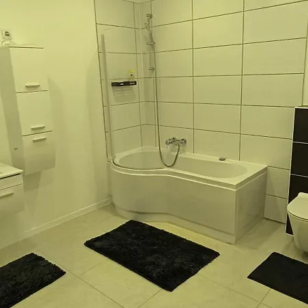 Appartement Schoene Ruhige Fuer 5, Zentral, Garage *